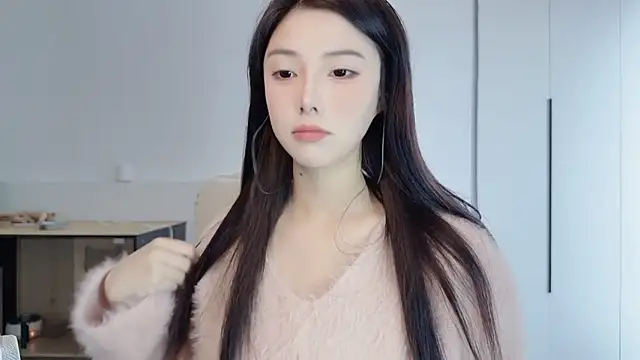 HaagenDazs  online show from December 23, 2025, 5:05 am