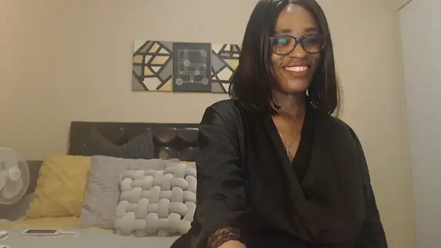 Creamyass22 online show from April 30, 2026, 6:14 pm