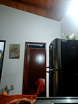 LunaZambrano online show from March 26, 2026, 3:06 pm