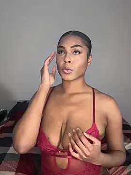 Snapshot of CandyLuxxxx chatting on January 1, 2025, 3:23 am CandyLuxxxx online show from January 1, 2025, 3:23 am