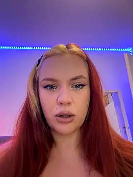 Snapshot of AnjaAmelia chatting on November 19, 2025, 11:10 am AnjaAmelia online show from November 19, 2025, 11:10 am