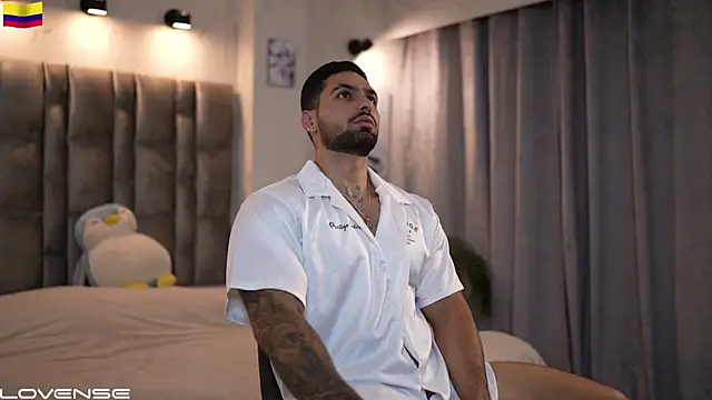 Snapshot of john_king29 chatting on October 25, 2025, 12:45 pm john king29 online show from October 25, 2025, 12:45 pm