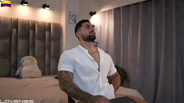 Snapshot of john_king29 chatting on November 4, 2025, 11:59 pm john king29 online show from November 4, 2025, 11:59 pm