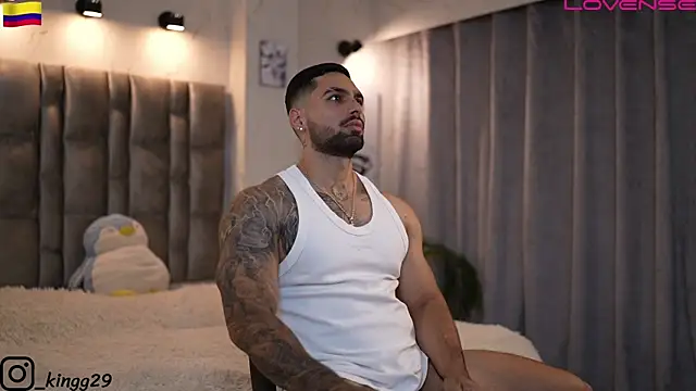 Snapshot of john_king29 chatting on November 10, 2025, 11:04 pm john king29 online show from November 10, 2025, 11:04 pm