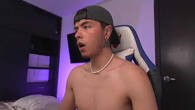  morghan  online show from March 3, 2026, 8:04 pm