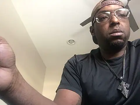 Snapshot of Londonfrotadejr chatting on January 28, 2025, 10:12 pm Londonfrotadejr online show from January 28, 2025, 10:12 pm