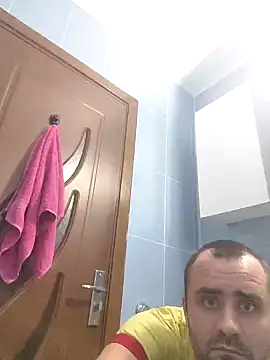 Snapshot of Govora chatting on December 19, 2024, 6:12 am Govora online show from December 19, 2024, 6:12 am