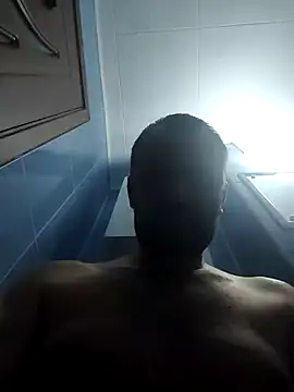 Snapshot of Govora chatting on December 23, 2024, 3:55 pm Govora online show from December 23, 2024, 3:55 pm