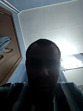 Snapshot of Govora chatting on December 25, 2024, 9:45 am Govora online show from December 25, 2024, 9:45 am