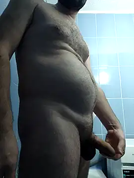 Snapshot of Govora chatting on January 2, 2025, 5:18 pm Govora online show from January 2, 2025, 5:18 pm