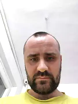 Snapshot of Govora chatting on January 22, 2025, 6:31 pm Govora online show from January 22, 2025, 6:31 pm