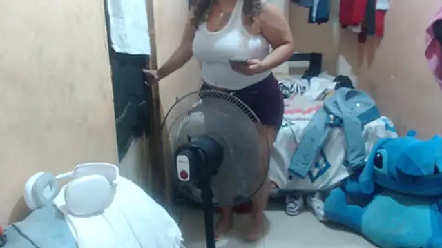 Snapshot of SEXY_SENSUALSARA chatting on July 14, 2026, 6:29 am SEXY SENSUALSARA online show from July 14, 2026, 6:29 am