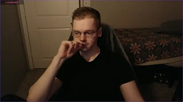 doloresman online show from February 27, 2025, 10:15 am