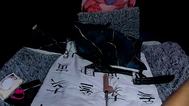 Katiehill 1 online show from October 12, 2025, 7:02 pm