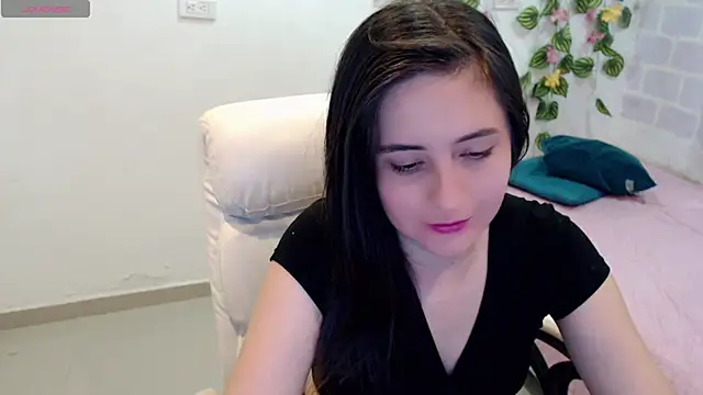 tania sweet   online show from November 7, 2025, 4:51 pm