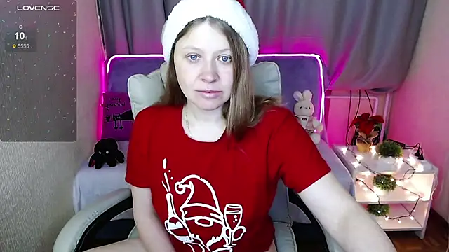 alekasamui online show from December 25, 2024, 8:39 pm