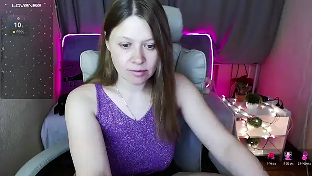 alekasamui online show from January 13, 2025, 12:19 am