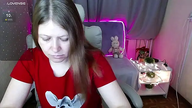 alekasamui online show from January 16, 2025, 1:37 am