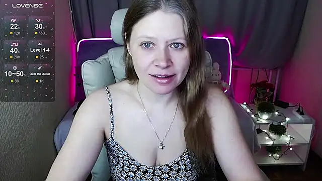 alekasamui online show from February 13, 2025, 10:11 pm