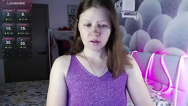 alekasamui online show from September 28, 2025, 9:09 pm