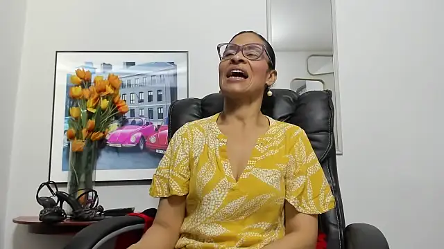 Aries Mature online show from October 1, 2025, 5:19 pm