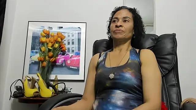 Aries Mature online show from December 5, 2025, 6:37 pm