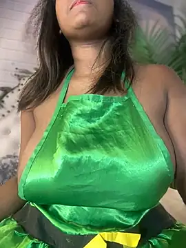 Snapshot of Tayra_Siny chatting on December 22, 2024, 1:22 pm Tayra Siny online show from December 22, 2024, 1:22 pm