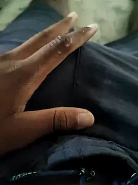 Arthu2r online show from December 2, 2025, 11:48 am