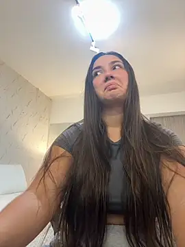 ava blue online show from November 16, 2025, 11:38 am