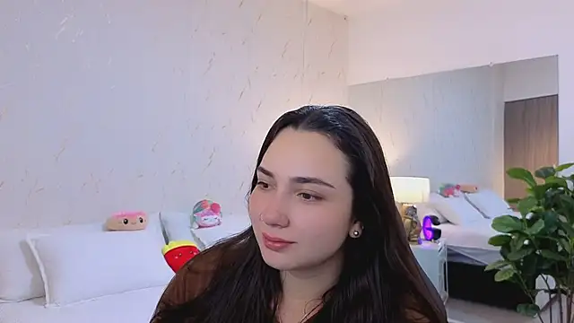 ava blue online show from February 19, 2026, 7:32 pm