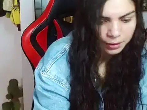 Nikkykora15 online show from December 24, 2024, 9:44 pm