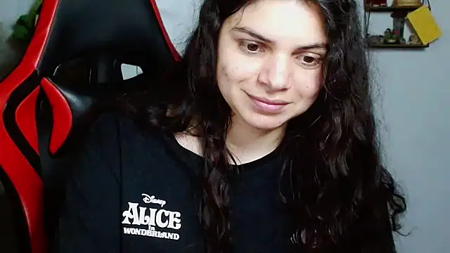 Nikkykora15 online show from January 3, 2025, 8:32 am