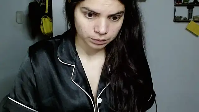 Nikkykora15 online show from February 6, 2025, 3:27 am