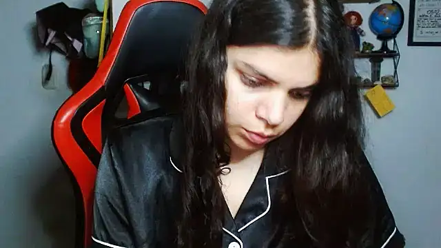 Nikkykora15 online show from February 16, 2025, 4:09 am