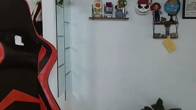 Nikkykora15 online show from February 22, 2025, 8:09 pm