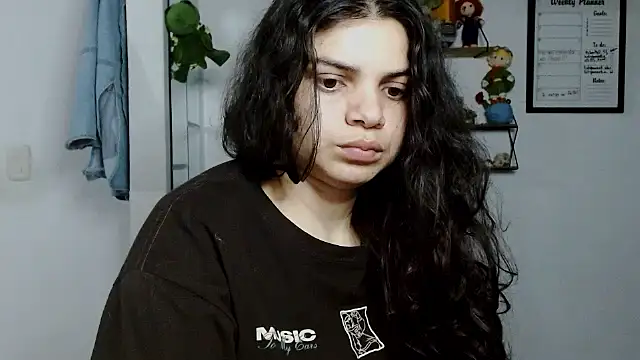 Nikkykora15 online show from October 5, 2025, 1:26 am