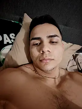 ChoreyTaiylor online show from December 15, 2025, 12:09 pm