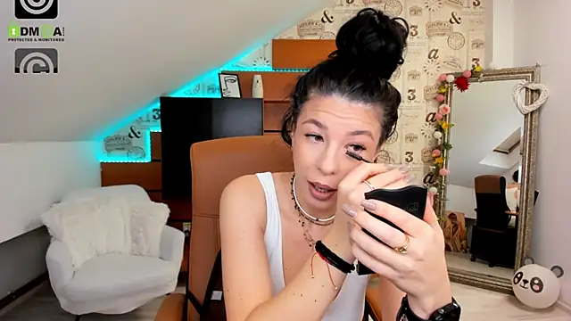 EmillyTaylor online show from October 23, 2025, 3:39 am