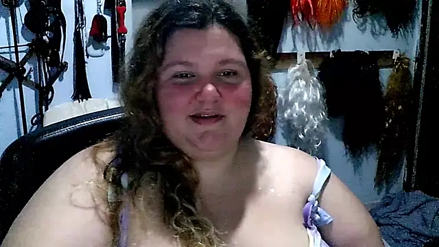 Snapshot of squirt322bbw chatting on January 17, 2025, 6:23 pm squirt322bbw online show from January 17, 2025, 6:23 pm