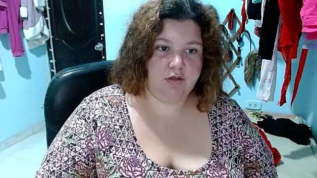 squirt322bbw online show from November 23, 2025, 5:02 pm