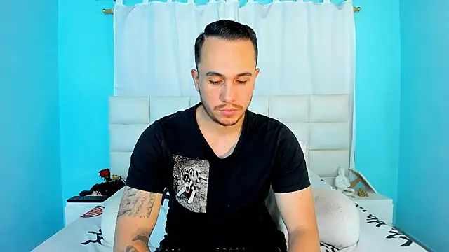 juan  jimenez online show from November 13, 2025, 12:31 am