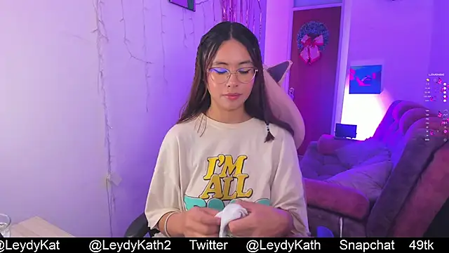 Snapshot of Nasha_abby chatting on December 13, 2024, 8:37 pm Nasha abby online show from December 13, 2024, 8:37 pm