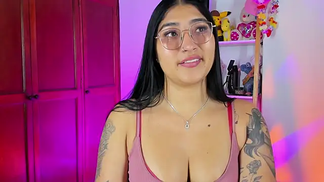 eymy-hadid online show from October 20, 2025, 12:55 am