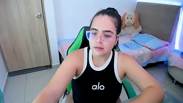  alicia z online show from February 26, 2025, 9:58 pm