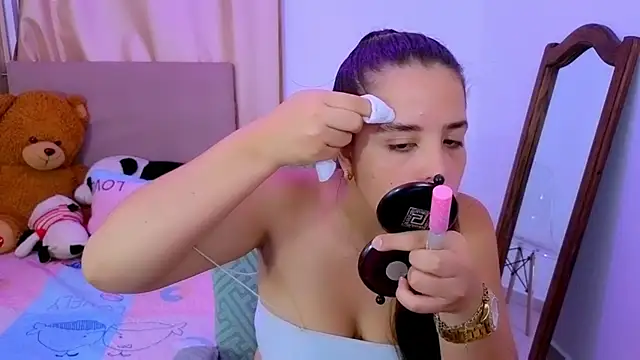  alicia z online show from February 19, 2026, 4:19 am