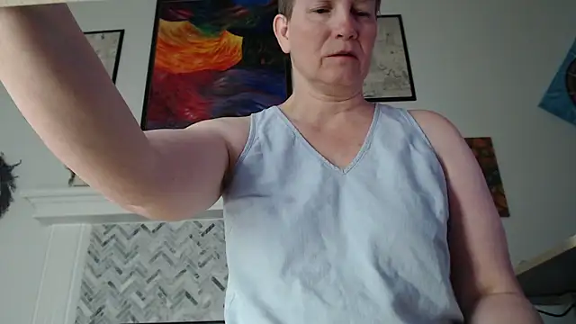 AuroraWillows online show from February 17, 2026, 3:58 am