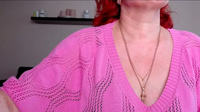 Snapshot of JoannaAndNeighbour chatting on June 10, 2026, 8:35 am JoannaAndNeighbour online show from June 10, 2026, 8:35 am