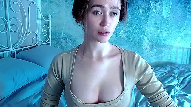 Snapshot of millllina chatting on December 5, 2025, 12:47 pm millllina online show from December 5, 2025, 12:47 pm