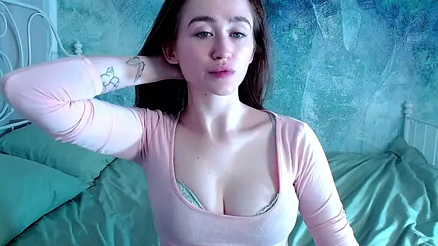 Snapshot of millllina chatting on March 2, 2026, 9:05 am millllina online show from March 2, 2026, 9:05 am