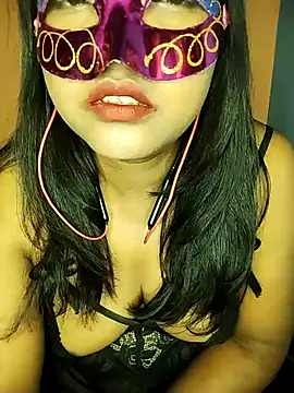 Litchi70 online show from February 17, 2025, 7:21 pm